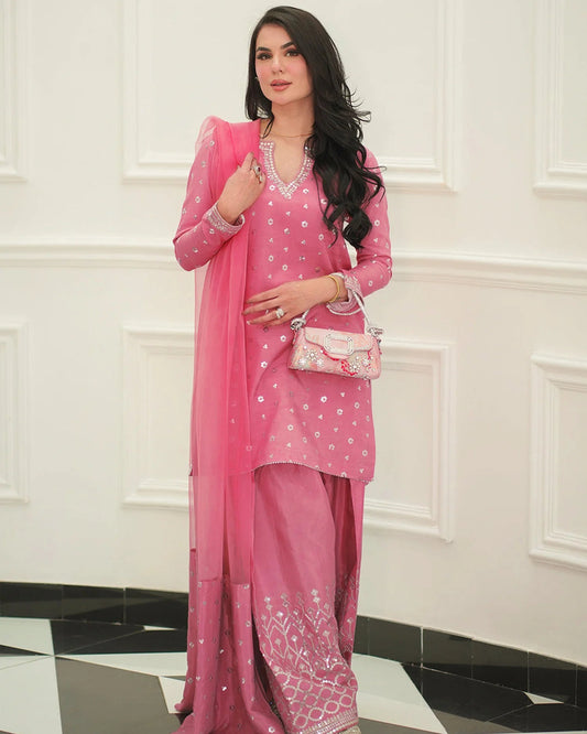 Soft Pink Lawn Dress Design for Women's Summer Collection